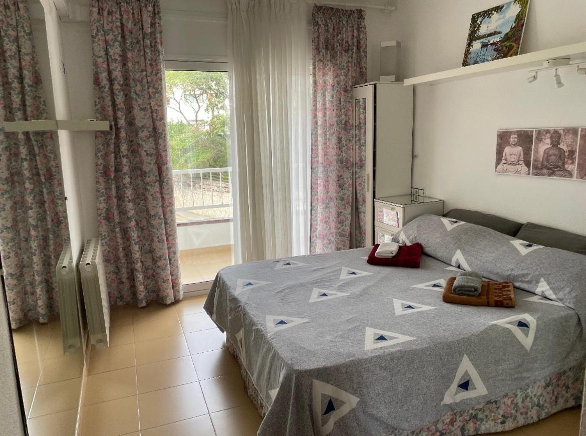 Romántico piso de la playa Fenals Lloret de Mar Exterior foto